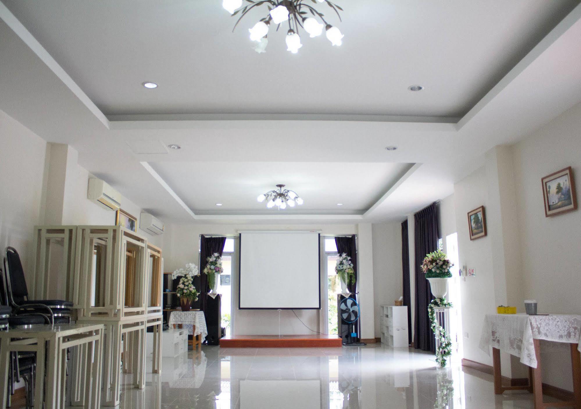 Yenjit Resort Chachoengsao Exterior foto